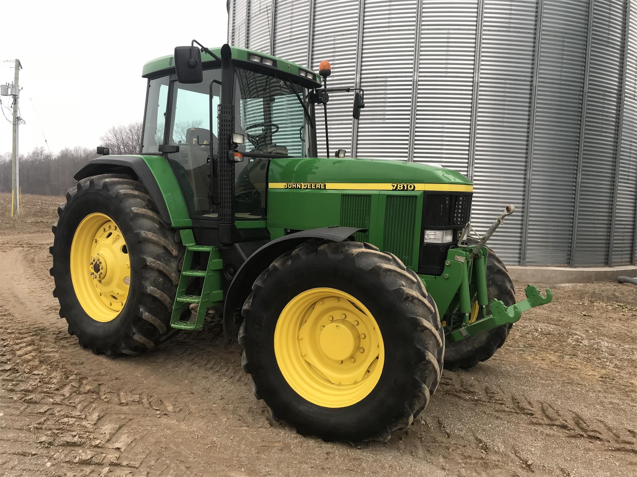 1998 JOHN DEERE 7810