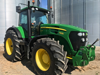 2010 John Deere 7930